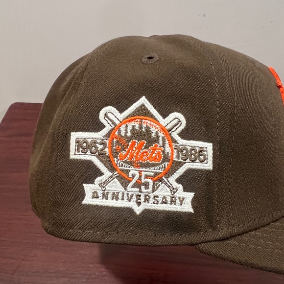 New Era, 59Fifty Fitted Hat, New York Mets, Brown - Picture 9 of 9
